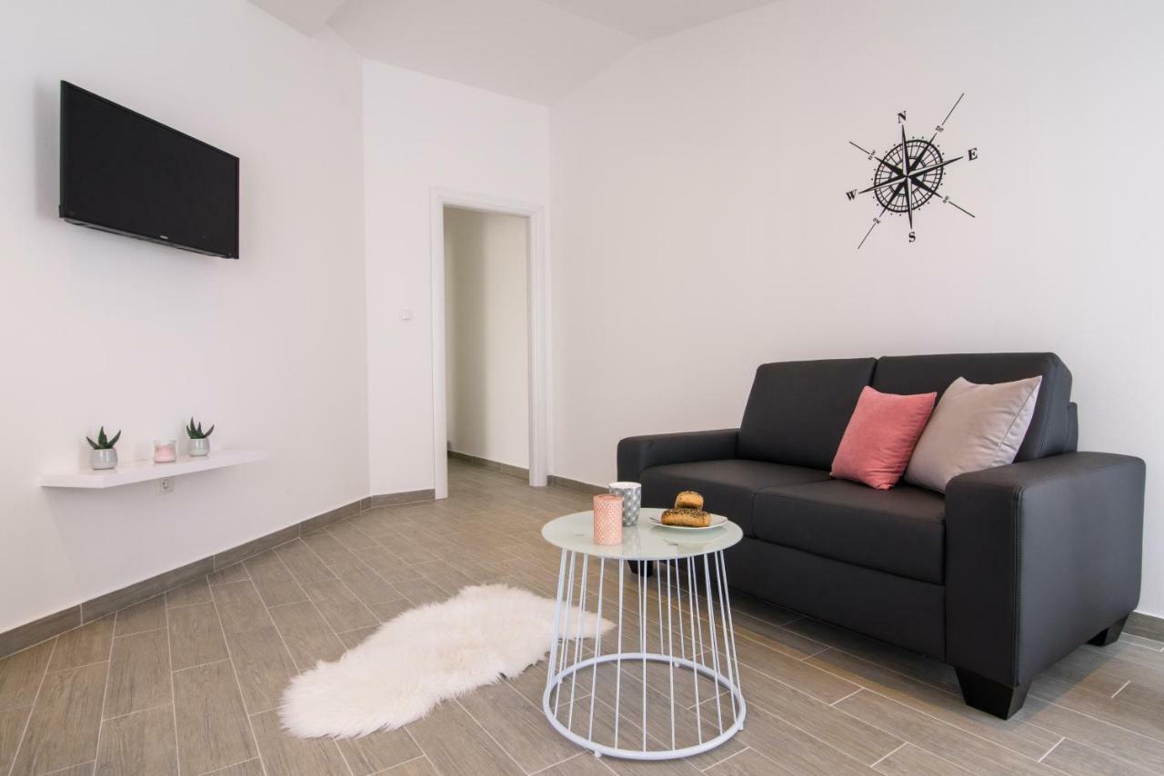 Apartmani Ville Vengo Трогир Екстериор снимка