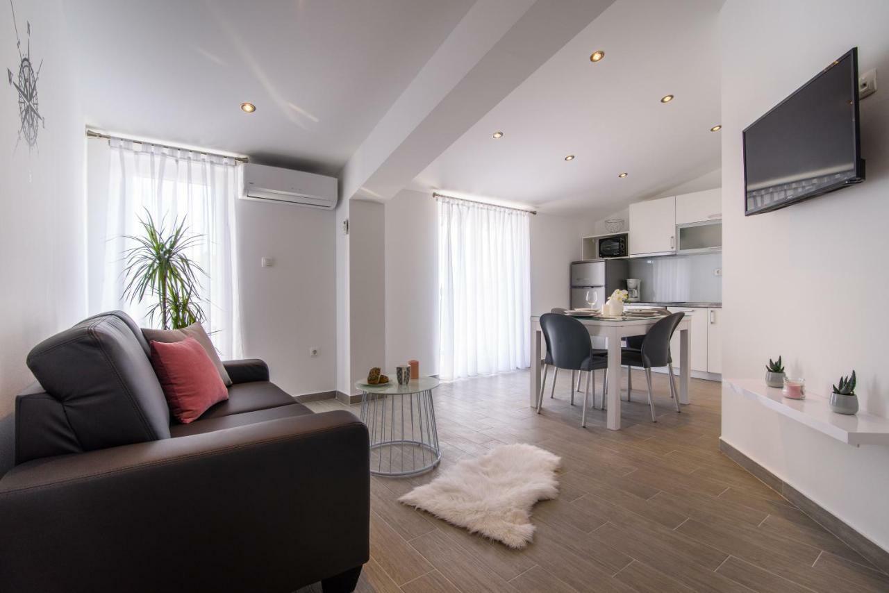 Apartmani Ville Vengo Трогир Екстериор снимка