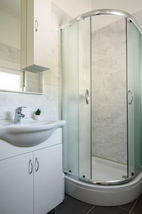 Apartmani Ville Vengo Трогир Екстериор снимка