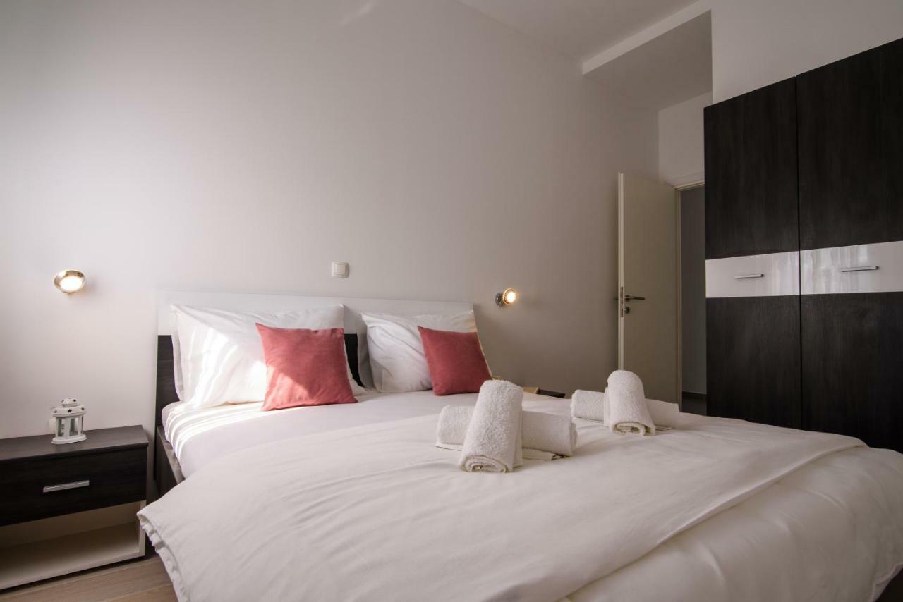 Apartmani Ville Vengo Трогир Екстериор снимка
