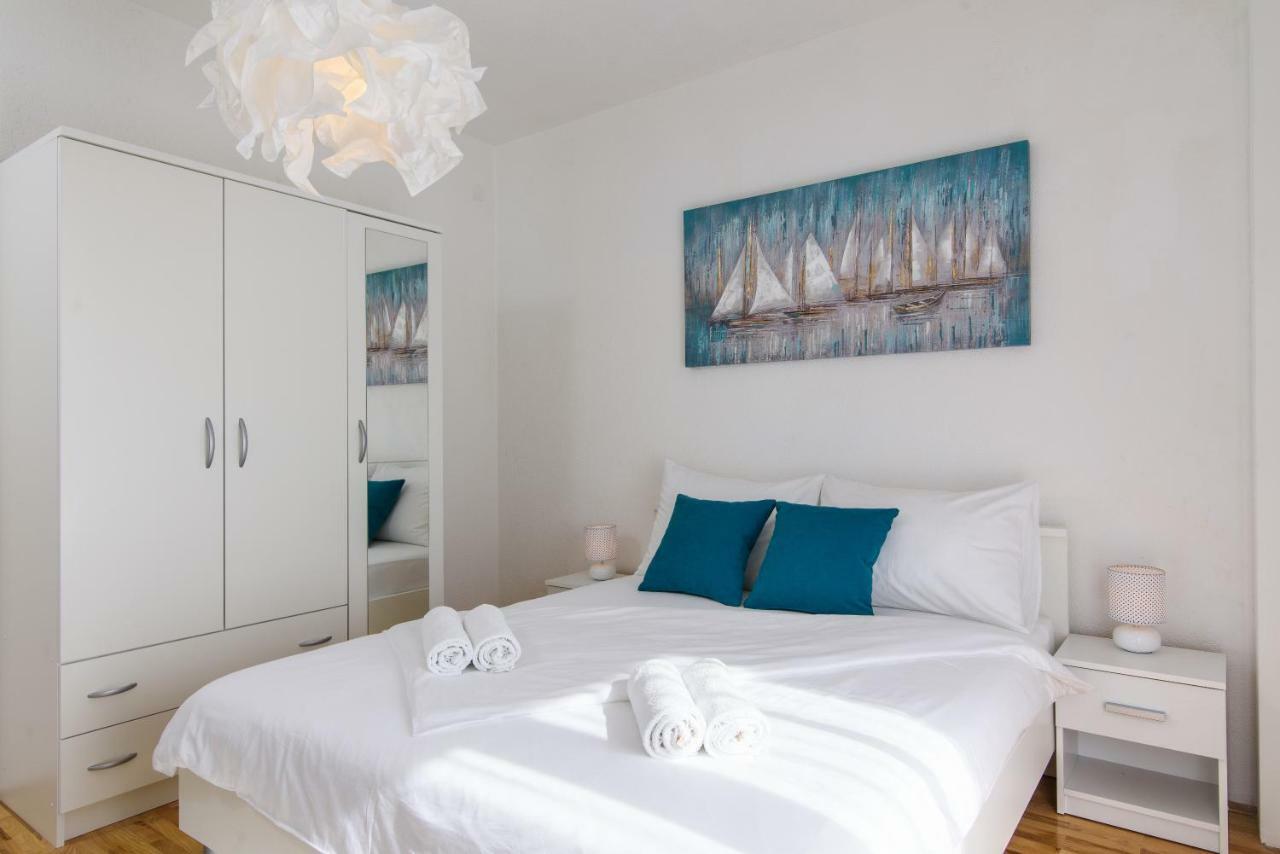 Apartmani Ville Vengo Трогир Екстериор снимка